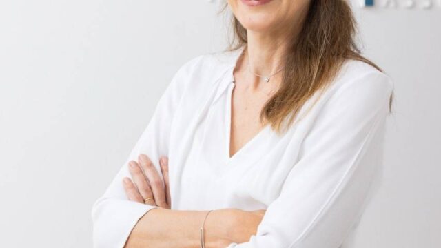 BLANC DE LA NAULTE Agathe