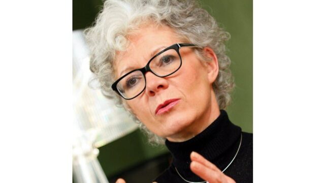 SCHMITZBERGER-HOFFER Viviane